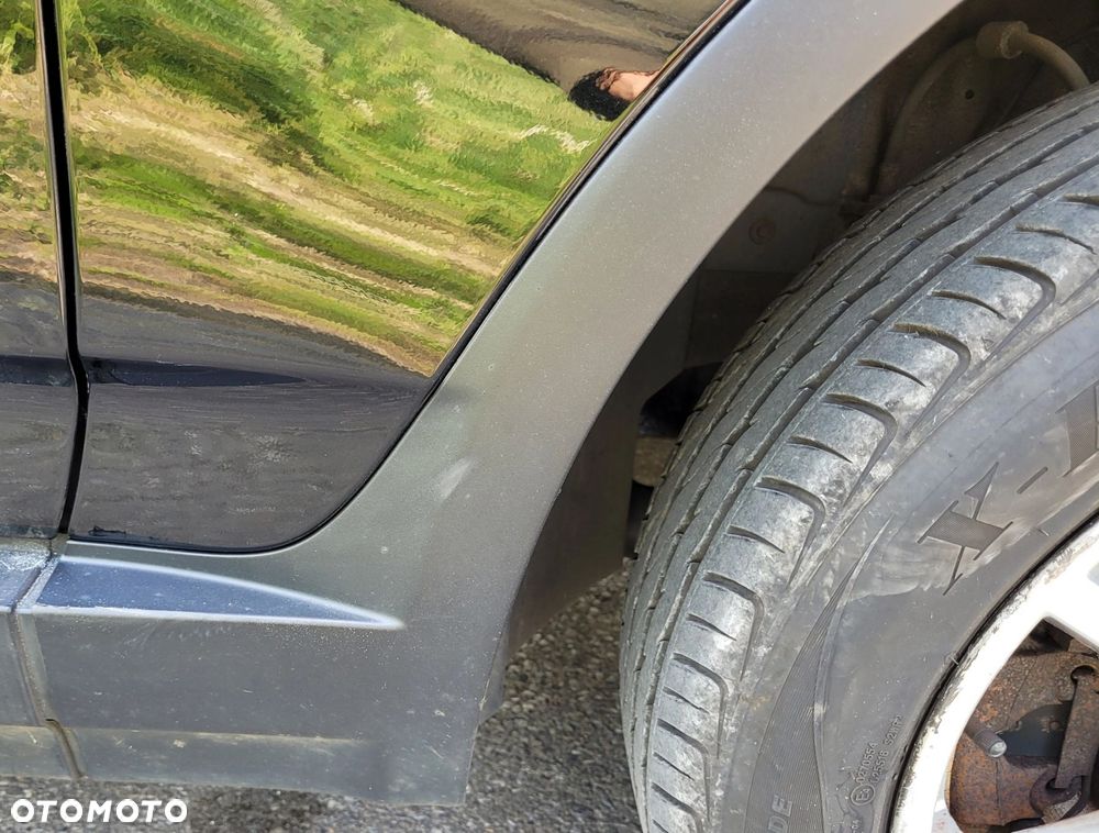 SIERP LISTWA BŁOTNIKA PRAWY PRZÓD BMW X3 E83 - 2