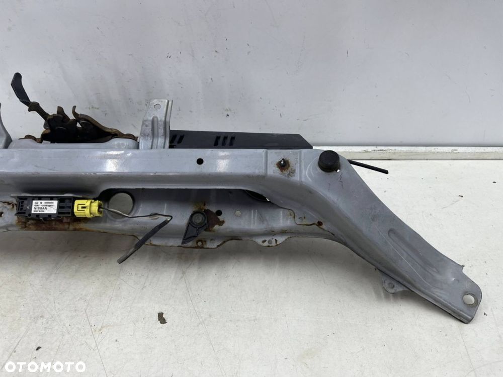 Pas przedni Nissan Note I E11 06-12r. wzmocnienie górne pasa maski oryginalne zamek - 10