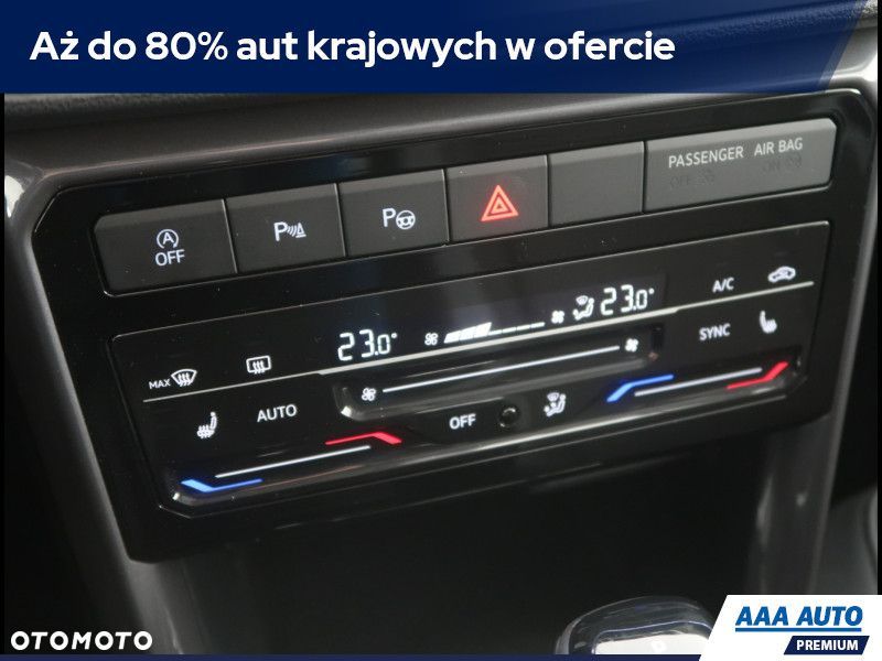 Volkswagen T-Cross - 13