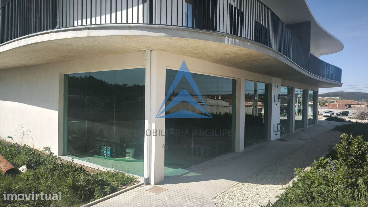 Espaço Comercial / Serviços com Terreno - POMBAL - Grande imagem: 2/30