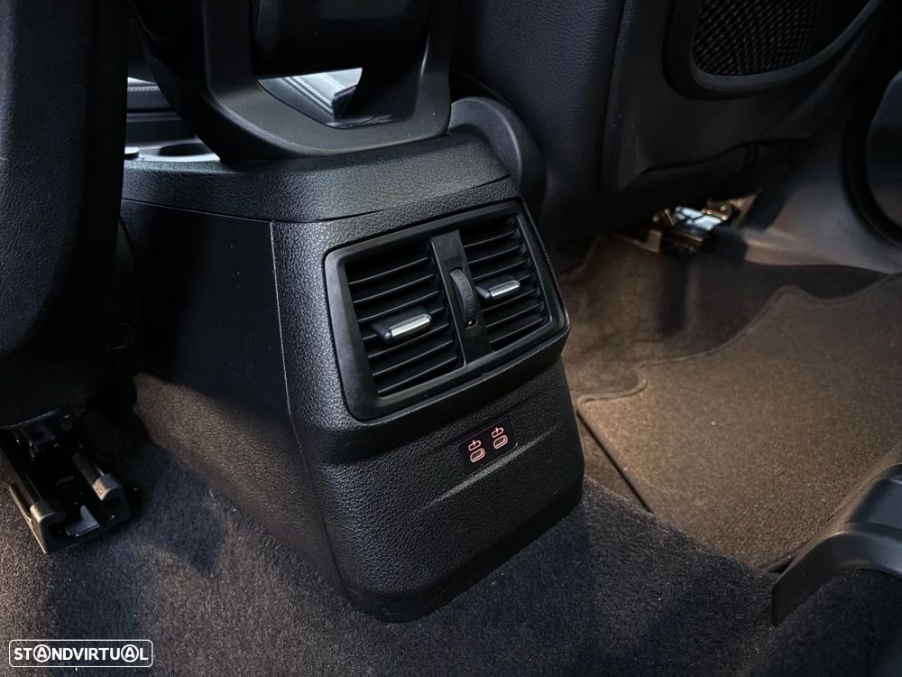 BMW 216 Active Tourer d Line Sport - 30