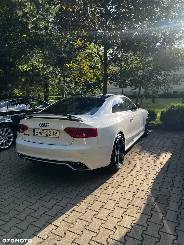 Audi RS5 Coupé Standard - 18