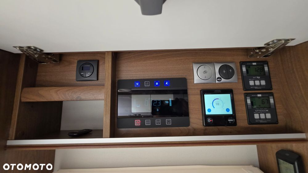Mercedes-Benz KAMPER///MERCEDES-BENZ/// 2023///FRANKIA///PLATIN///INTEGRA/// 5 OSOBOWY///DMC 5500 KG///190 KONI/// LUKSUSOWY APARTAMENT NA KOŁACH/// STAN JAK FABRYCZNIE NOWY - 30