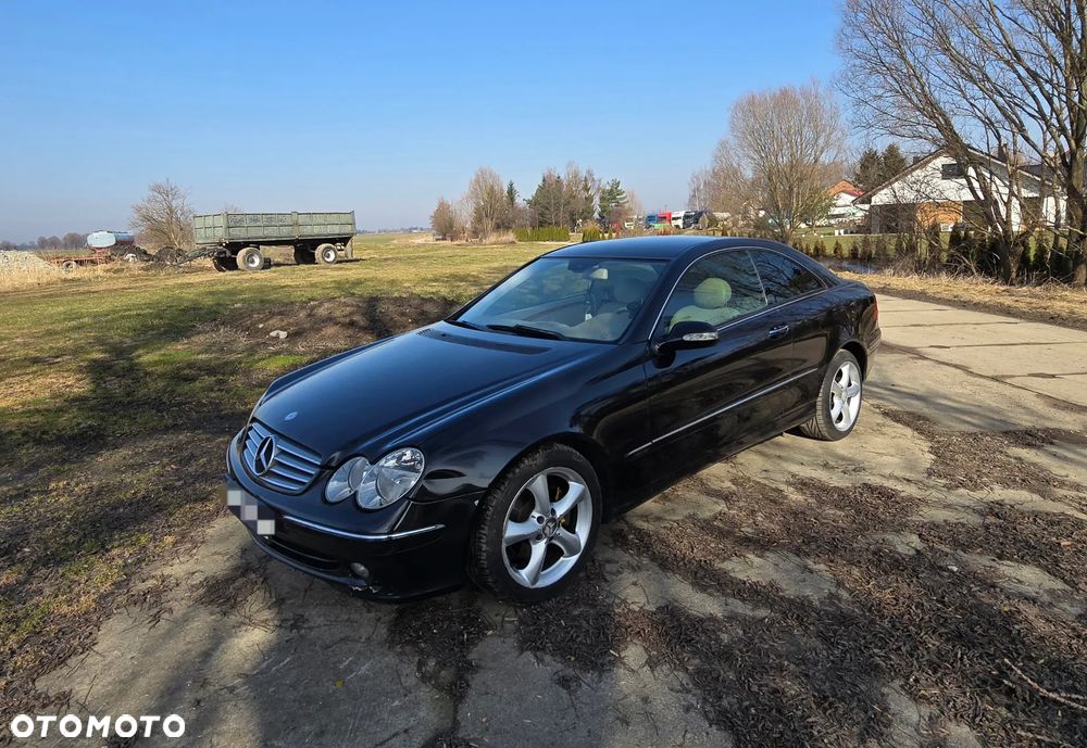 Mercedes-Benz CLK - 15