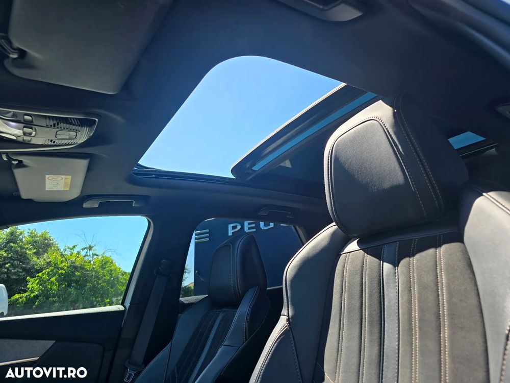 Peugeot 3008 1.2 PureTech 130 EAT8 GT - 27