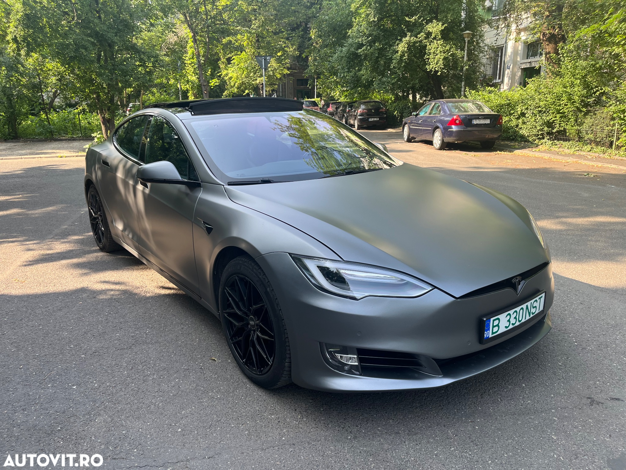 Tesla Model S Performance - 13