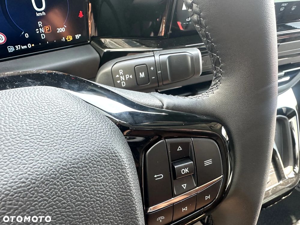 Ford Tourneo - 16