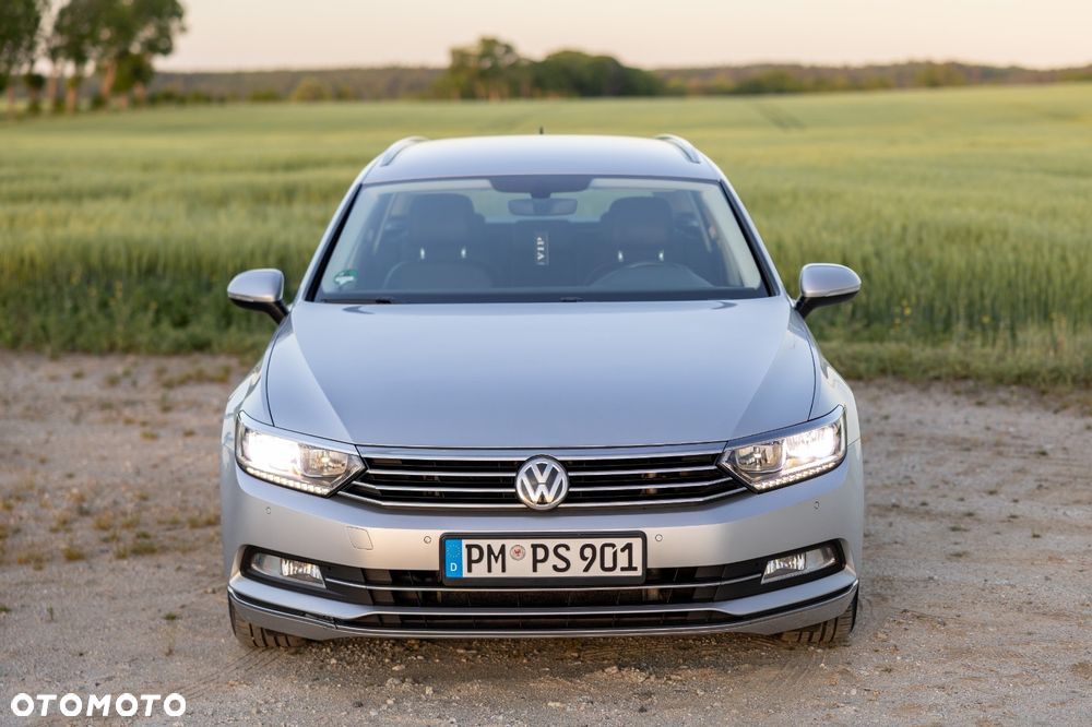 Volkswagen Passat 2.0 TDI (BlueMotion Technology) DSG Highline - 13