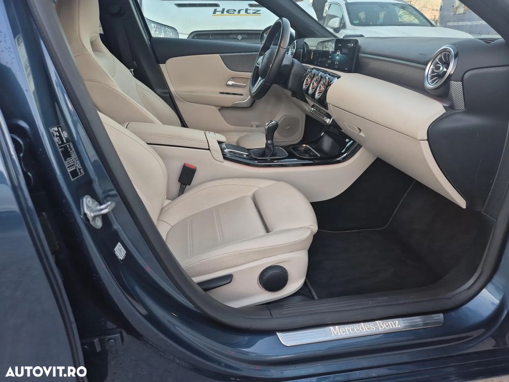 Mercedes-Benz A 180 - 23