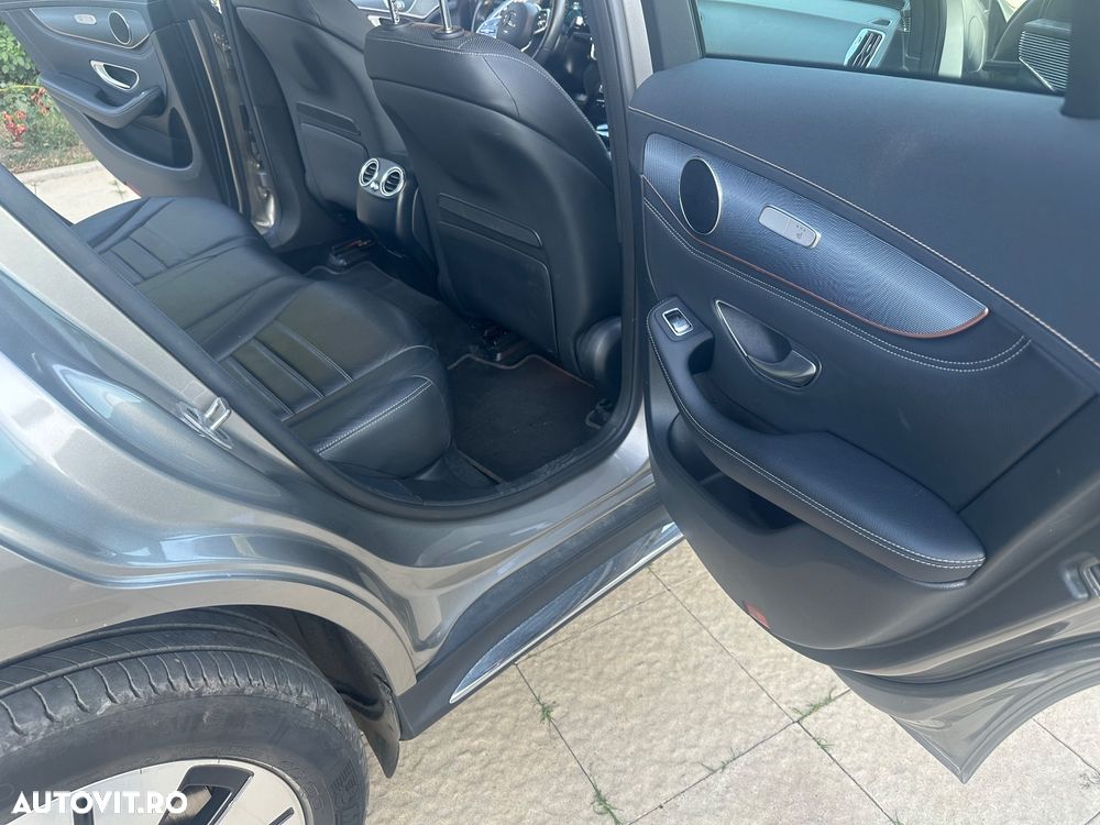 Mercedes-Benz EQC 400 4MATIC - 11