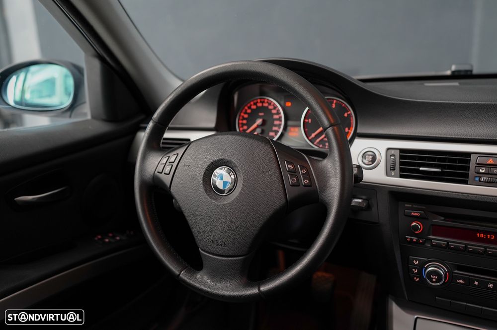 BMW 320 d - 9