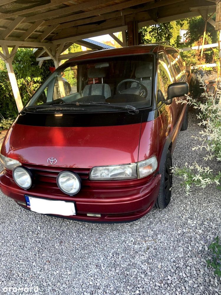 Toyota Previa - 2