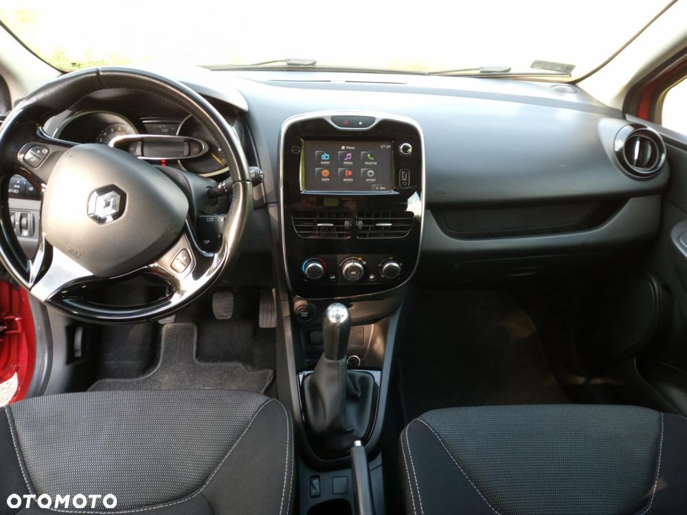 Renault Clio 1.2 16V Limited Plus - 23