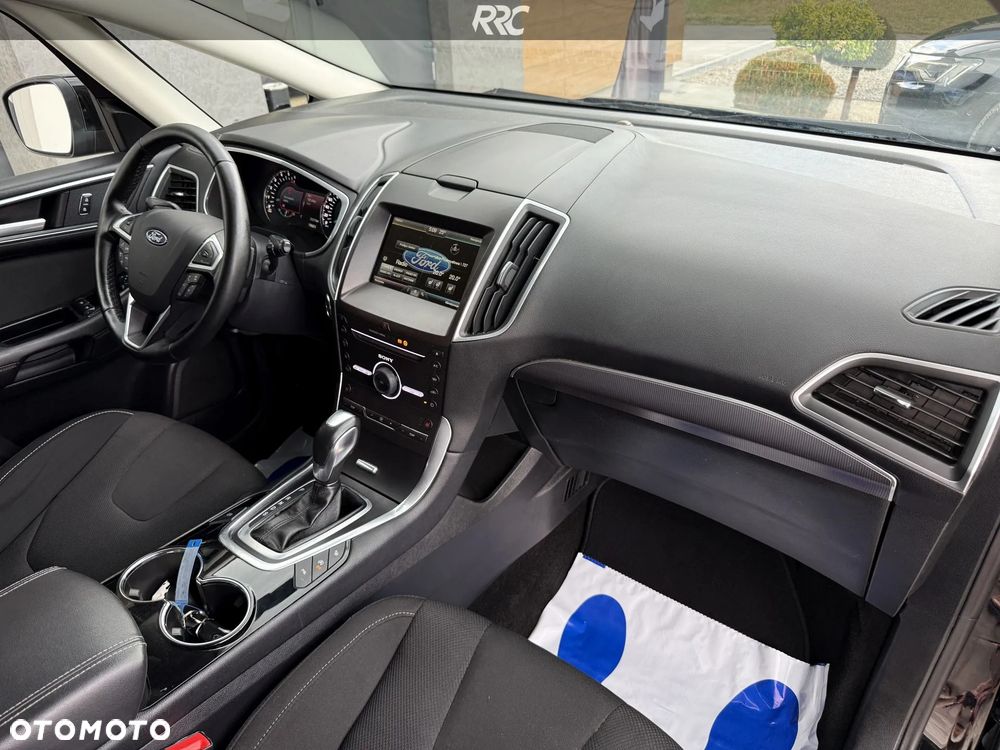 Ford S-Max 2.0 TDCi Titanium PowerShift - 24