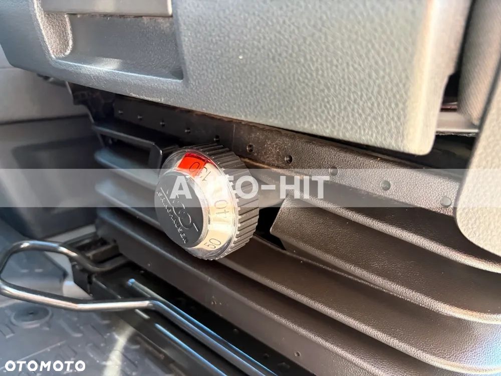 Volkswagen Crafter - 32