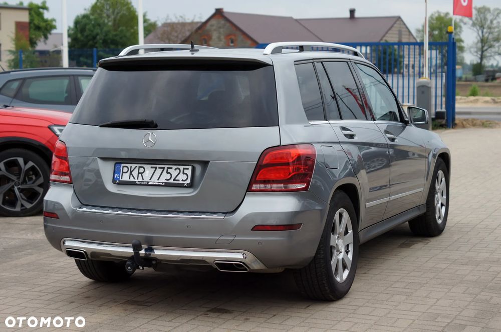 Mercedes-Benz GLK 220 CDI DPF BlueEFFICIENCY 7G-TRONIC - 4