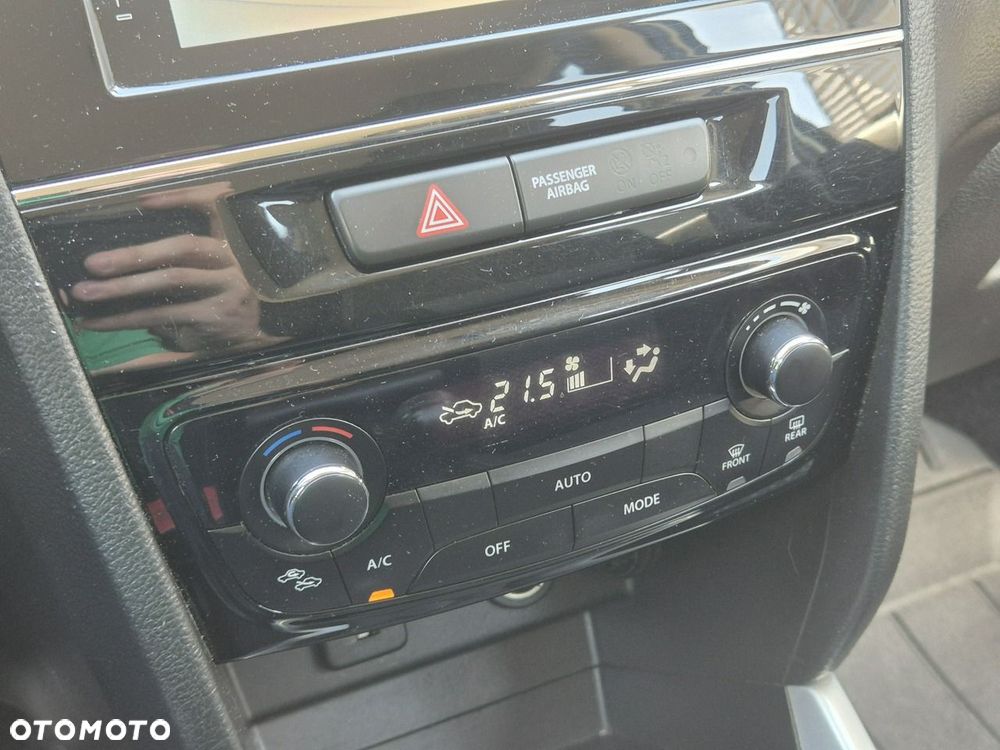 Suzuki Vitara 1.6 Premium 2WD - 31