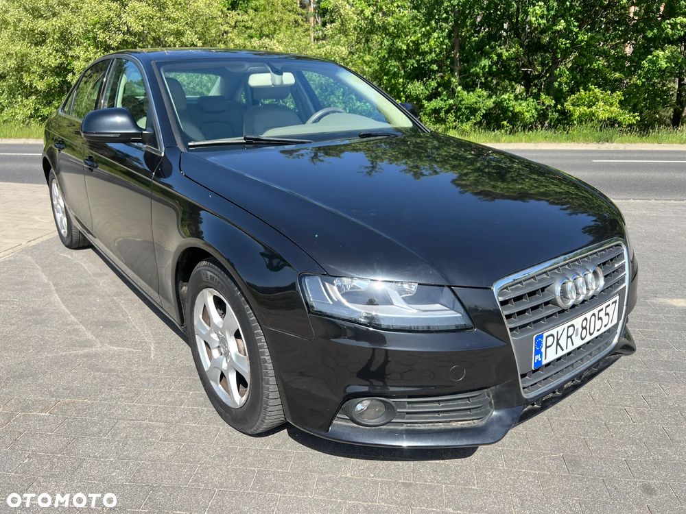 Audi A4 Limousine - 3