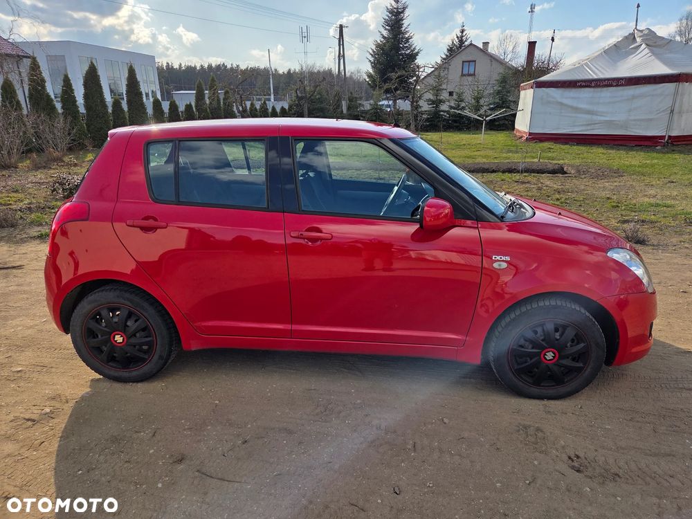 Suzuki Swift 1.3 DDiS Comfort - 1