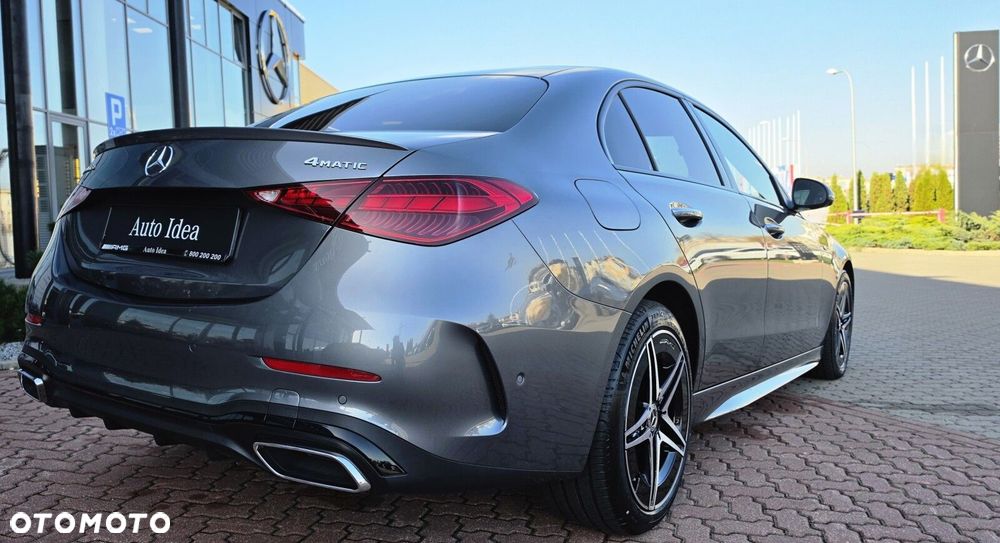 Mercedes-Benz C 2025 photo 5