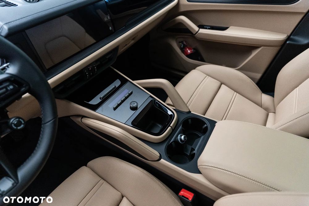 Porsche Cayenne E-Hybrid PHEV Black Edition - 21