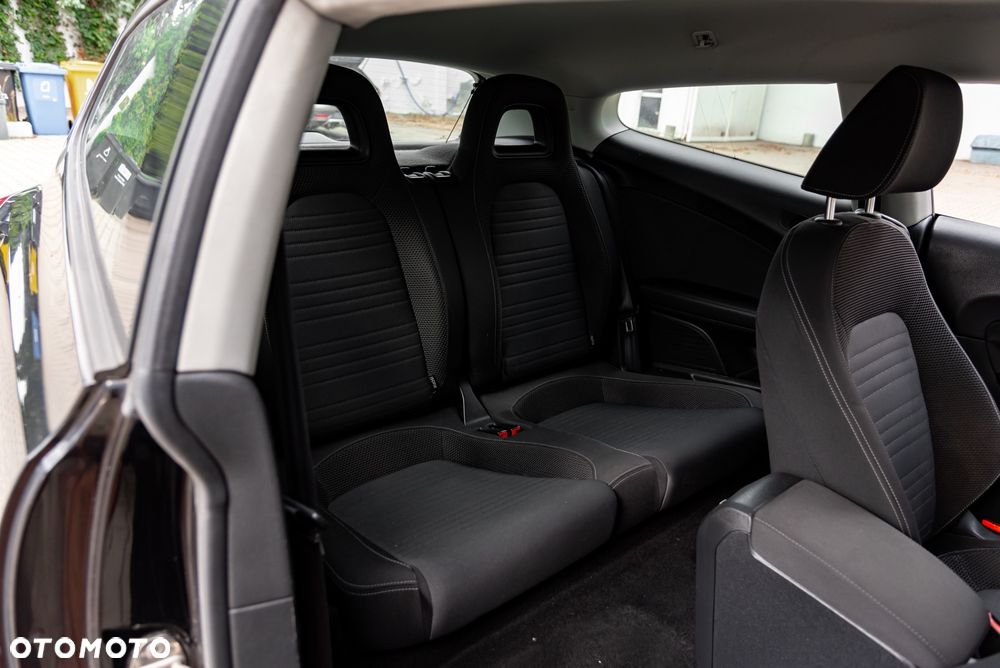 Volkswagen Scirocco 1.4 TSI Shark - 25