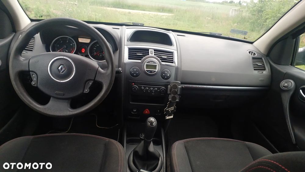 Renault Megane 1.5 dCi Avantage - 5