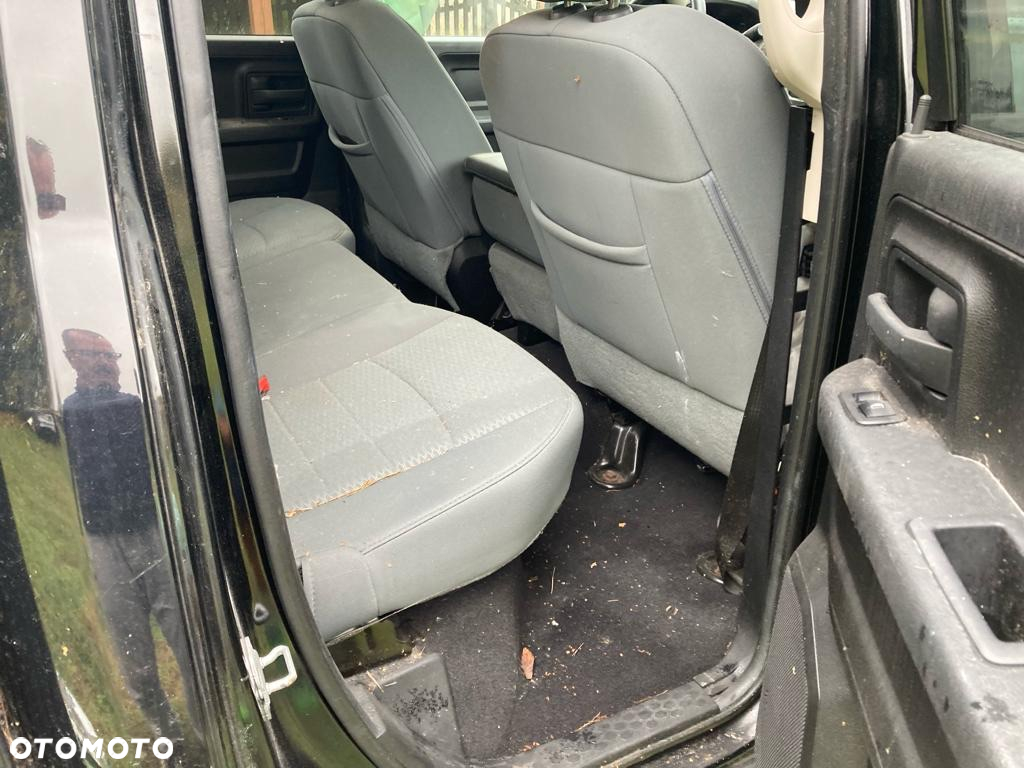 Dodge RAM 1500 5.7 4x4 - 10
