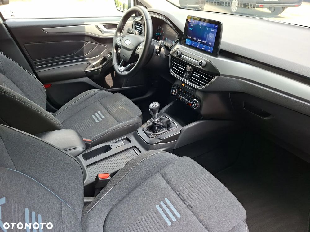 Ford Focus 1.0 EcoBoost mHEV Active X - 37