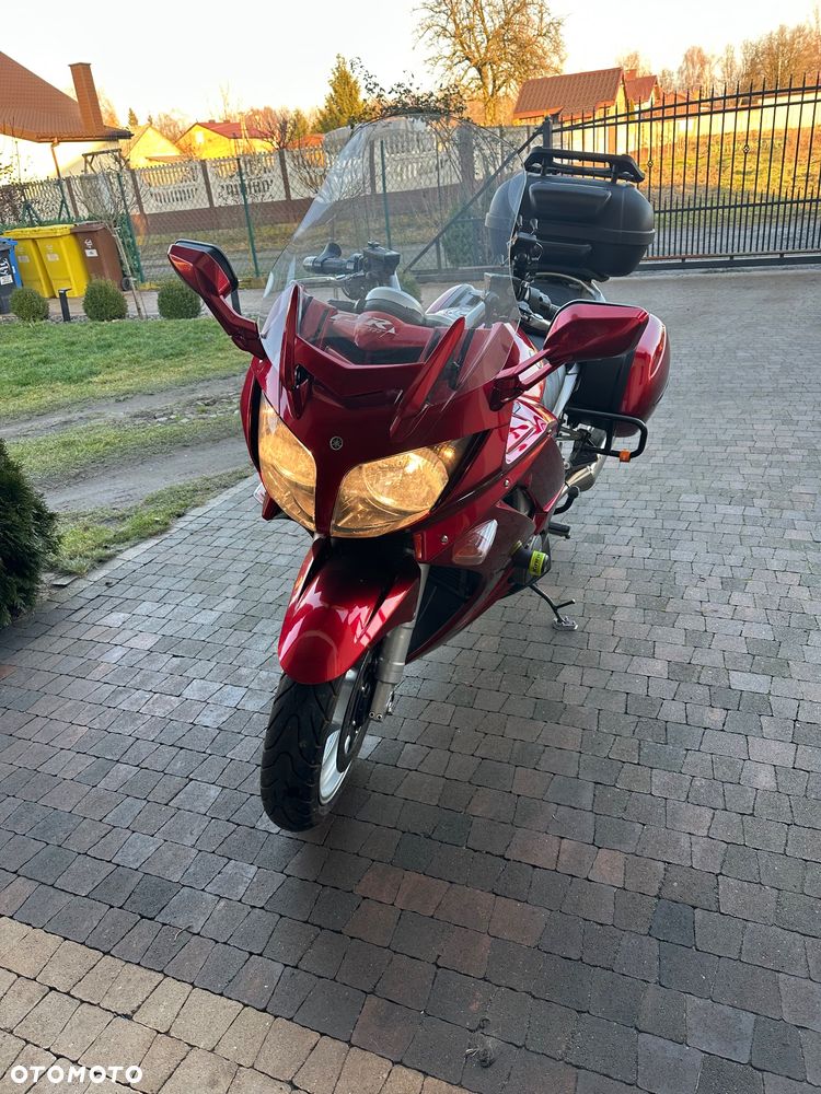 Yamaha FJR - 8
