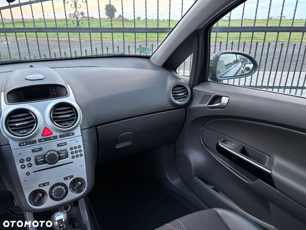 Opel Corsa 1.4 16V Automatik 150 Jahre - 18