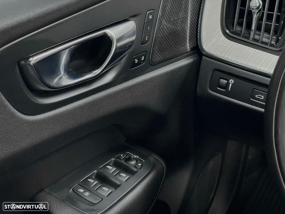 Volvo XC 60 - 13