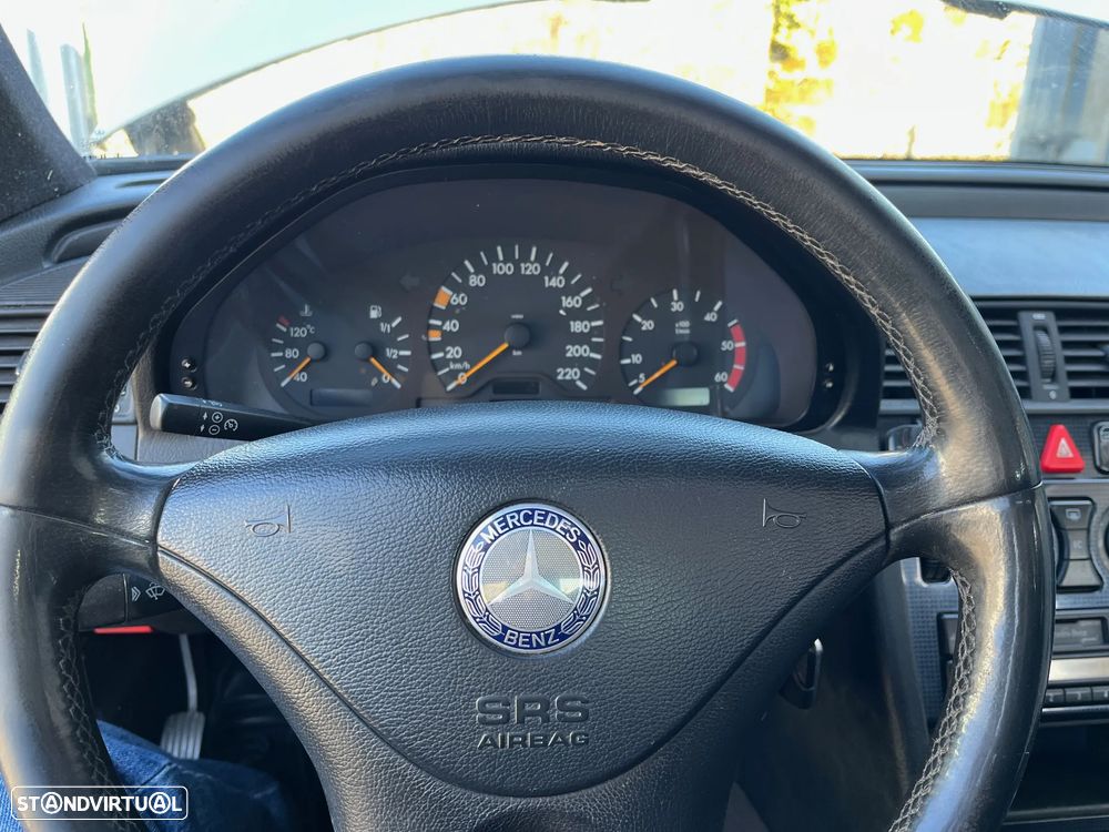 Mercedes-Benz C 220 - 12