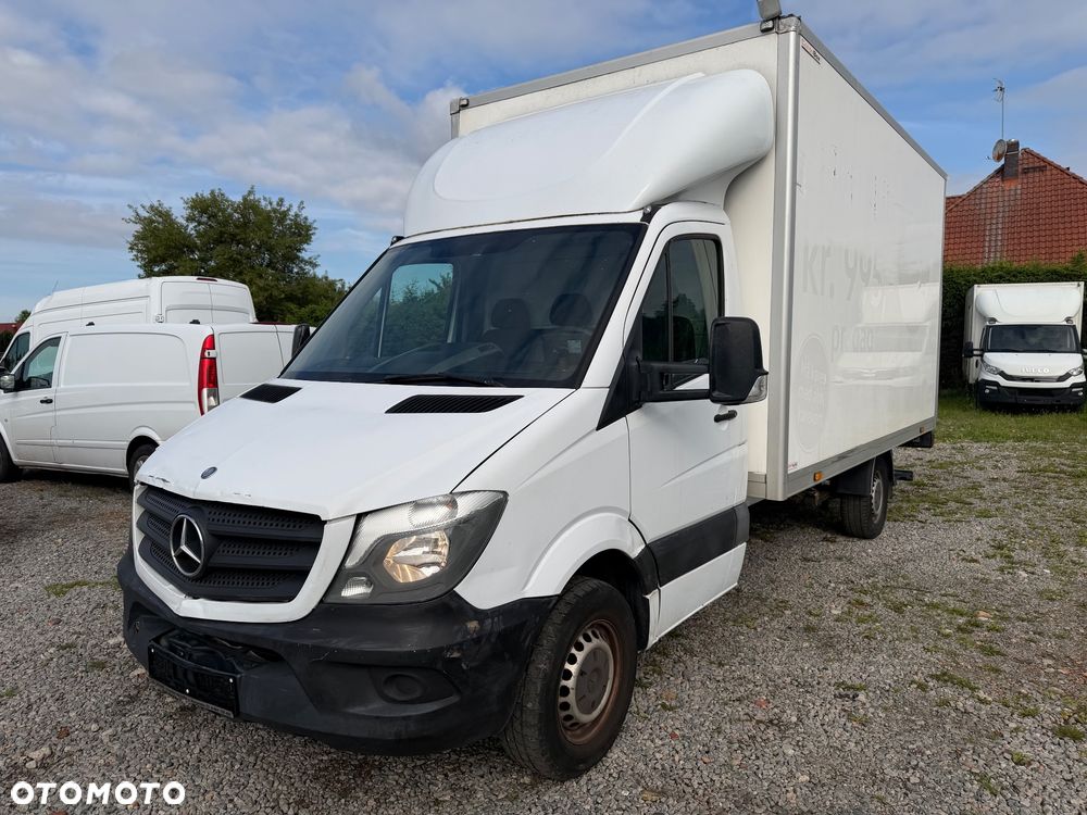 Mercedes-Benz Sprinter - 9