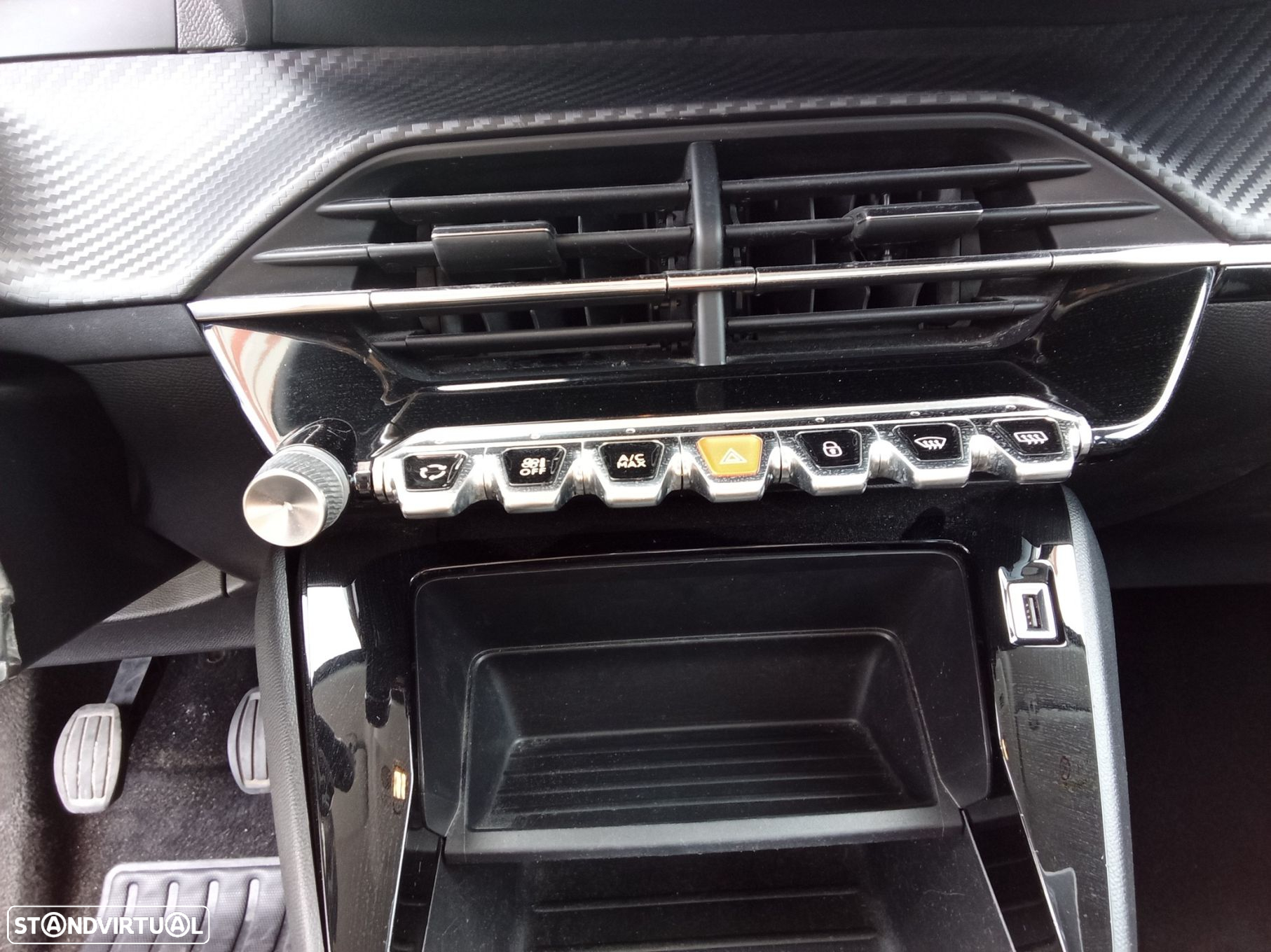 Peugeot 208 1.2 PureTech Active - 11
