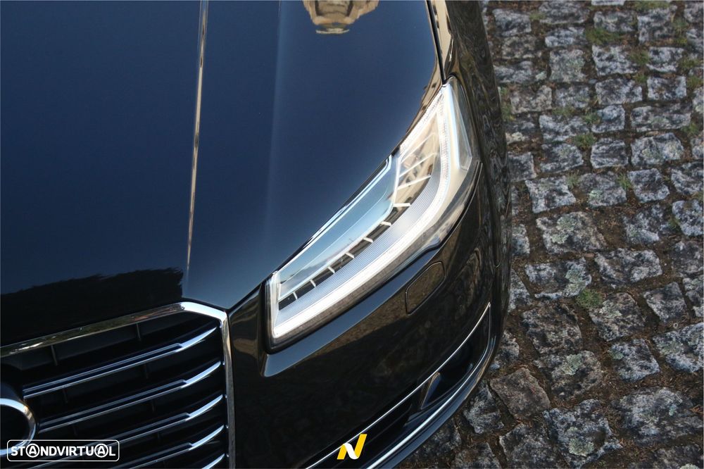 Audi A8 3.0 TDI V6 quattro Clean Diesel Exclusive - 11