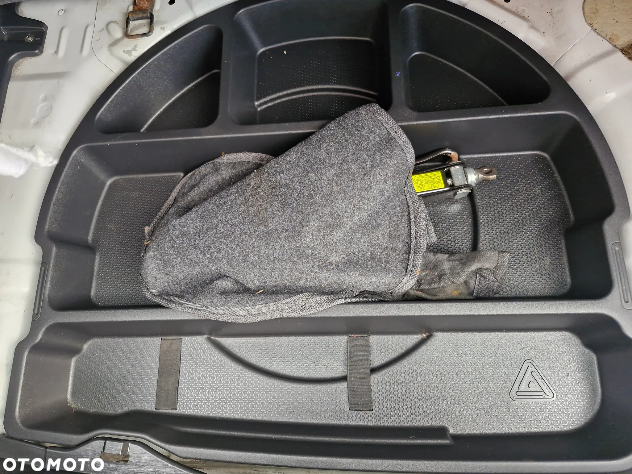 Hyundai i20 1.25 Comfort - 27