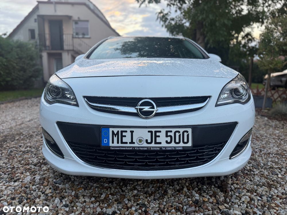 Opel Astra 2.0 CDTI Cosmo - 27