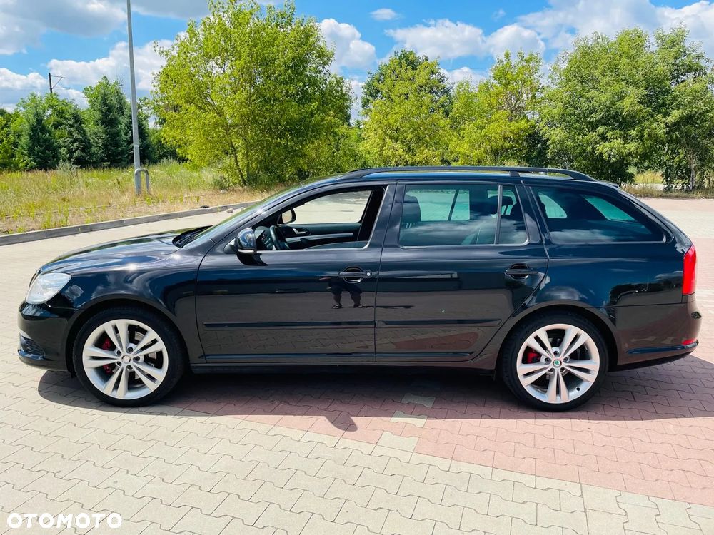 Skoda Octavia 2.0 TDI CR DPF RS - 2