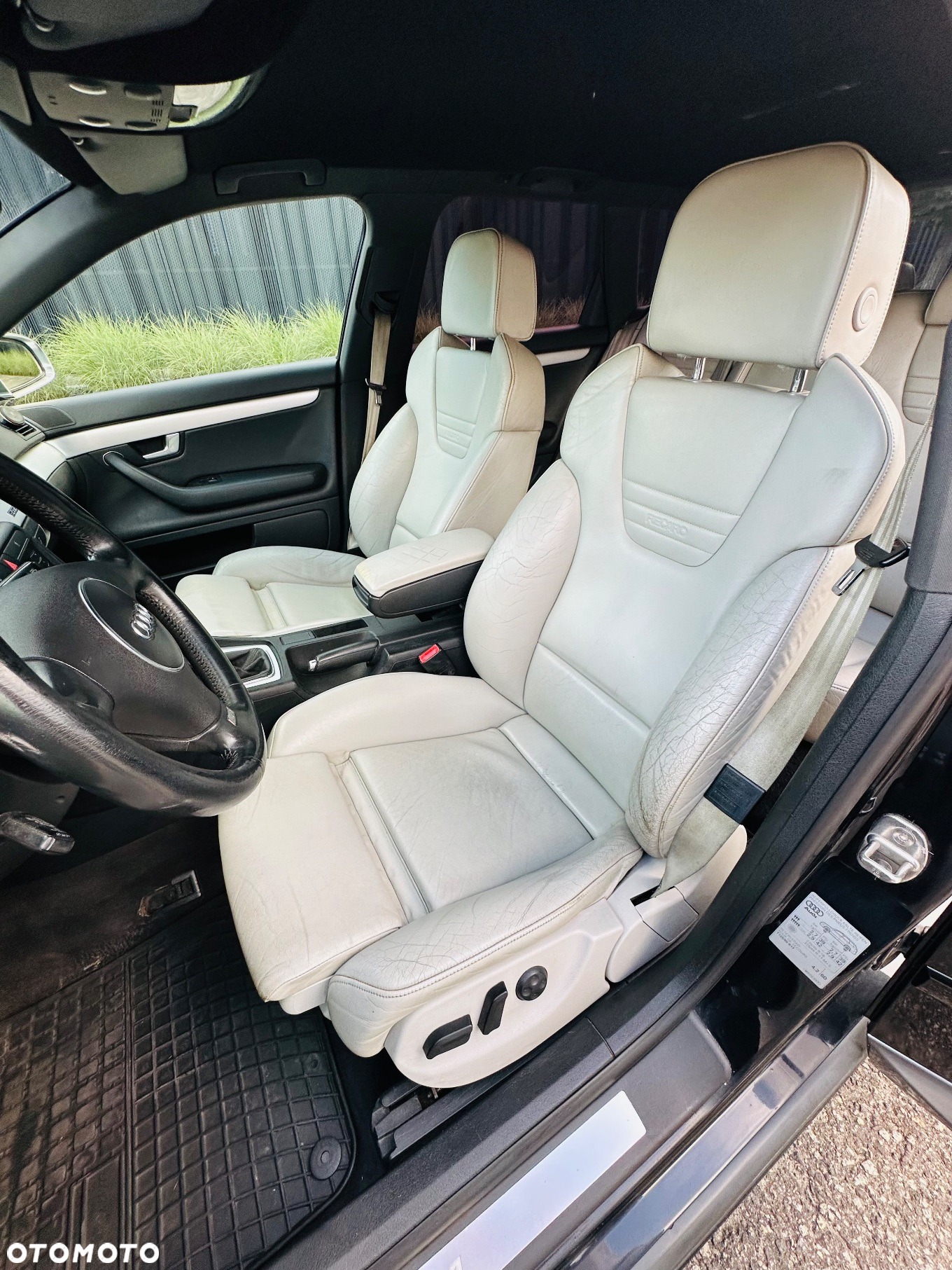 Audi S4 Limousine 4.2 Quattro - 11