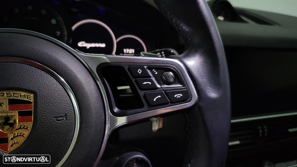 Porsche Cayenne Coupé E-Hybrid - 20