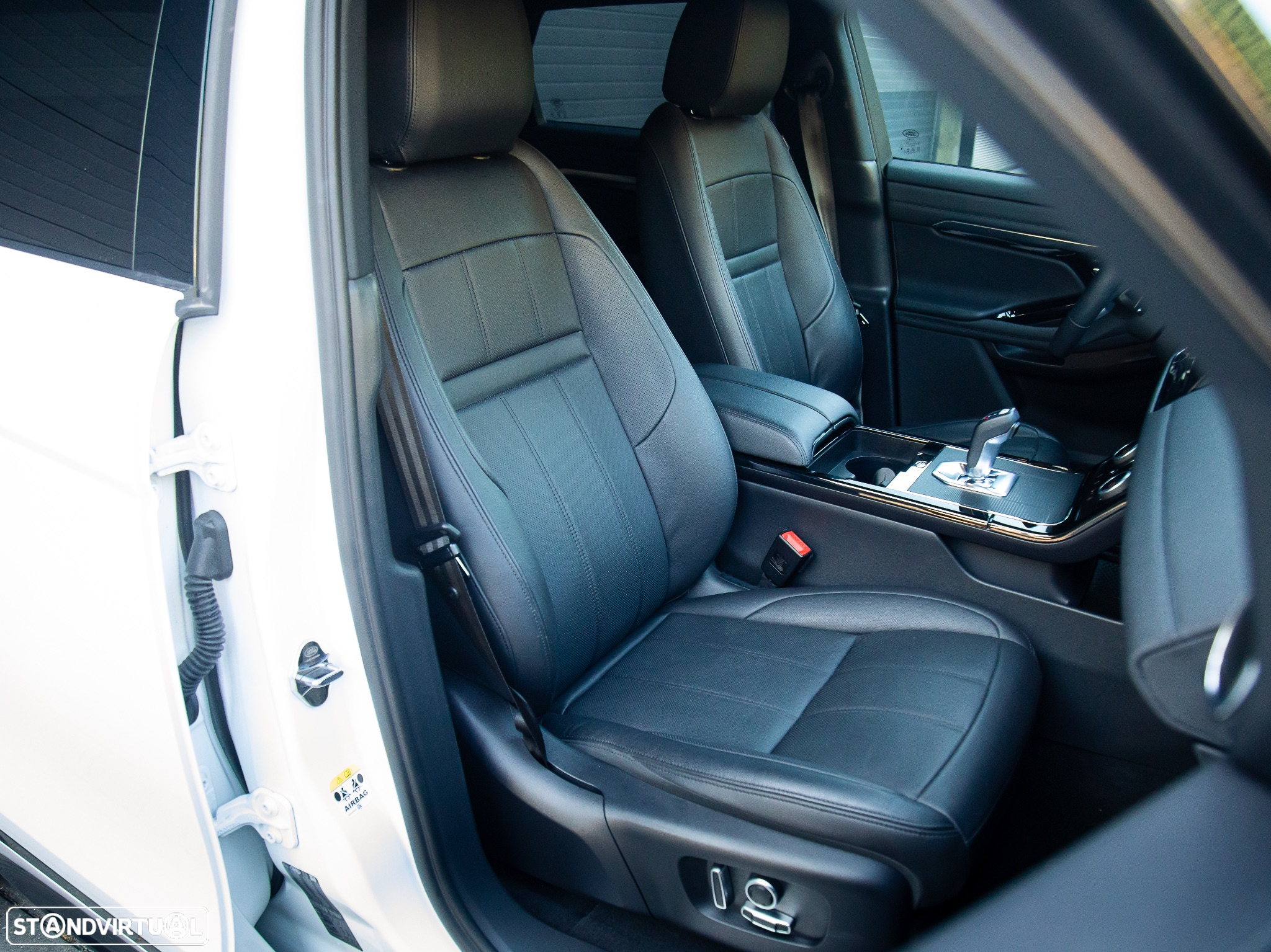 Land Rover Range Rover Evoque 1.5 P300e AWD R-Dynamic Auto - 22