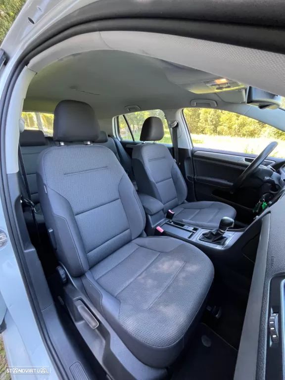 VW Golf 1.6 TDI BlueMotion DSG Comfortline - 10