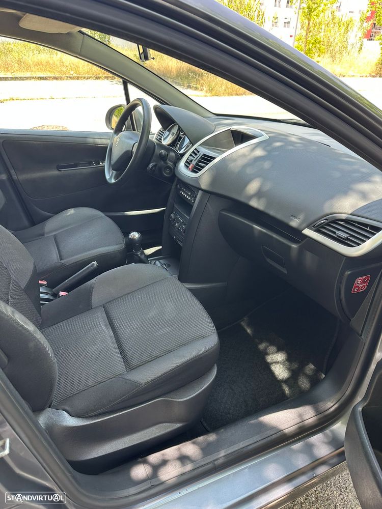 Peugeot 207 SW 1.4 Outdoor - 8