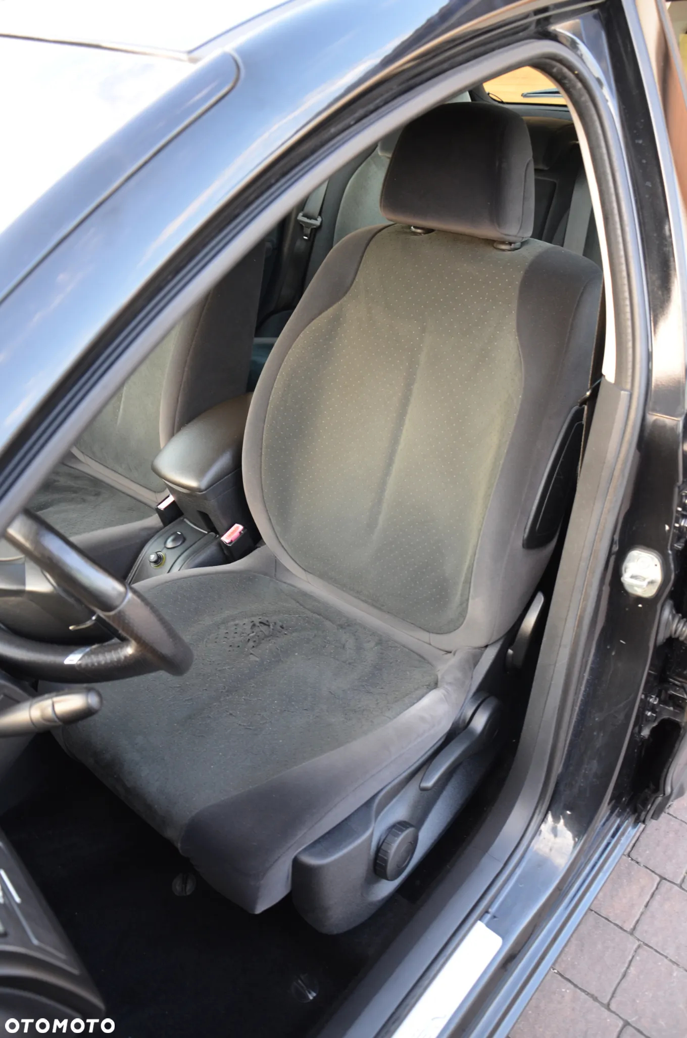 Citroën C4 1.6 16V Exclusive - 11