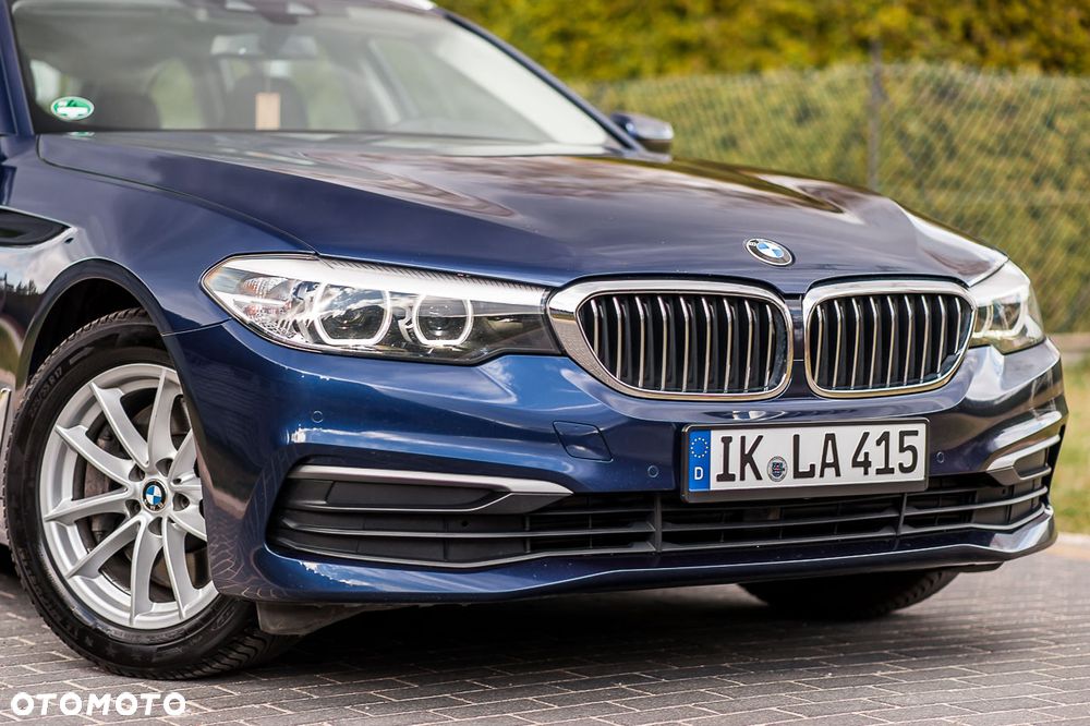 BMW Seria 5 525d - 4