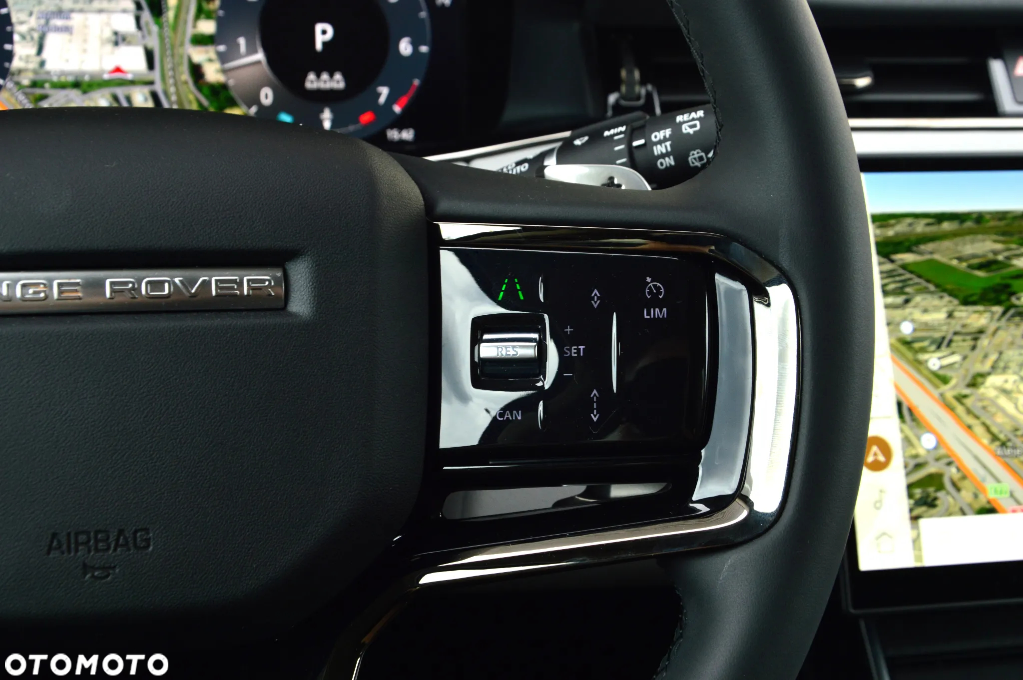 Land Rover Range Rover Evoque - 24