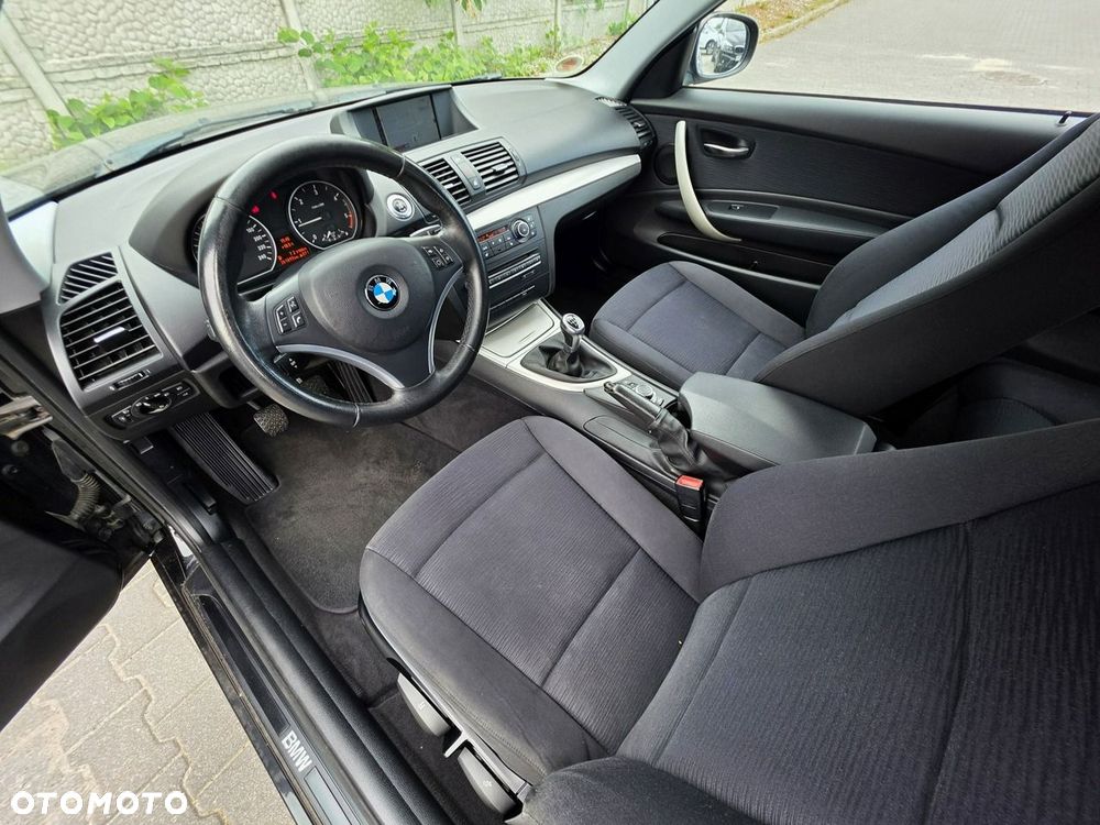 BMW Seria 1 118d - 11