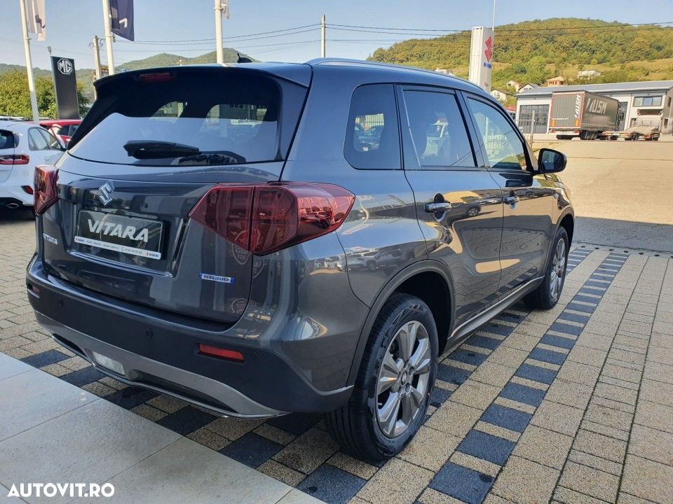 Suzuki Vitara - 3
