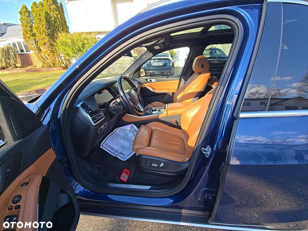 BMW X5 xDrive40i - 7